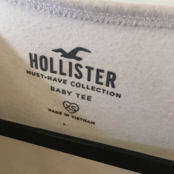Hollistee white tiny tee XS - Picture 2 of 2